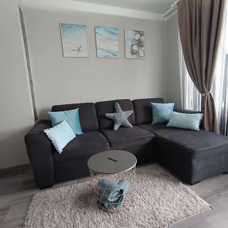 Apartment Costa *